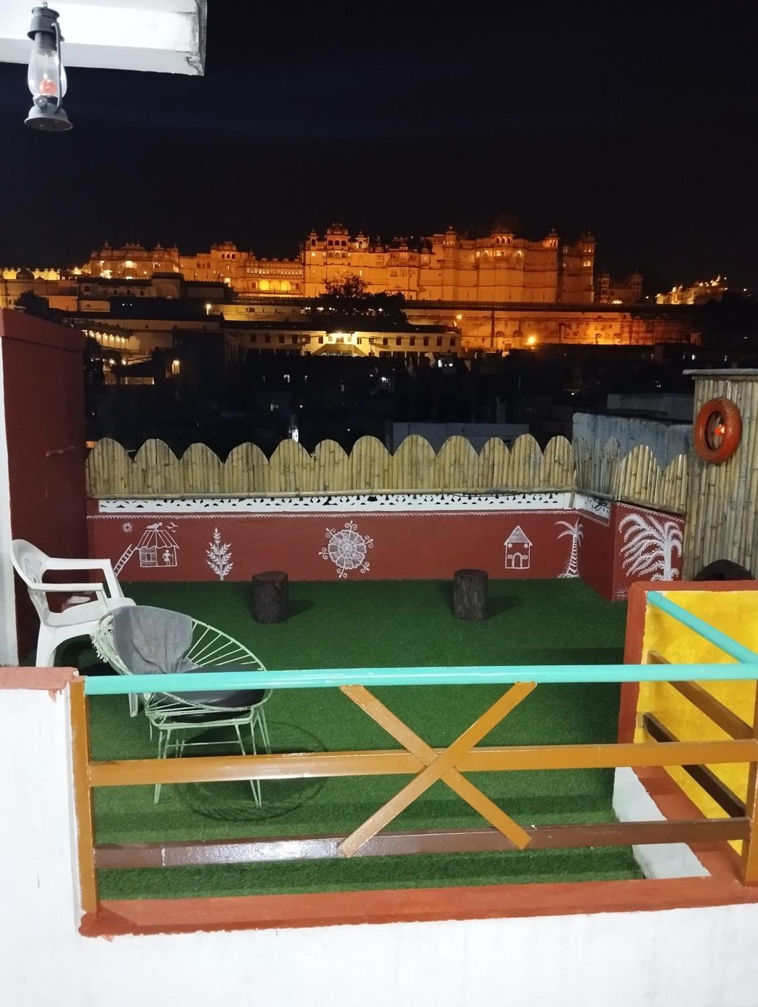 City And Palace View Guest House Удайпур Екстериор снимка